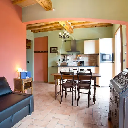 Apartament Romantica *